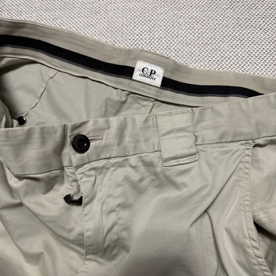 C.P.컴퍼니 렌즈 카고 바지 상품이미지3