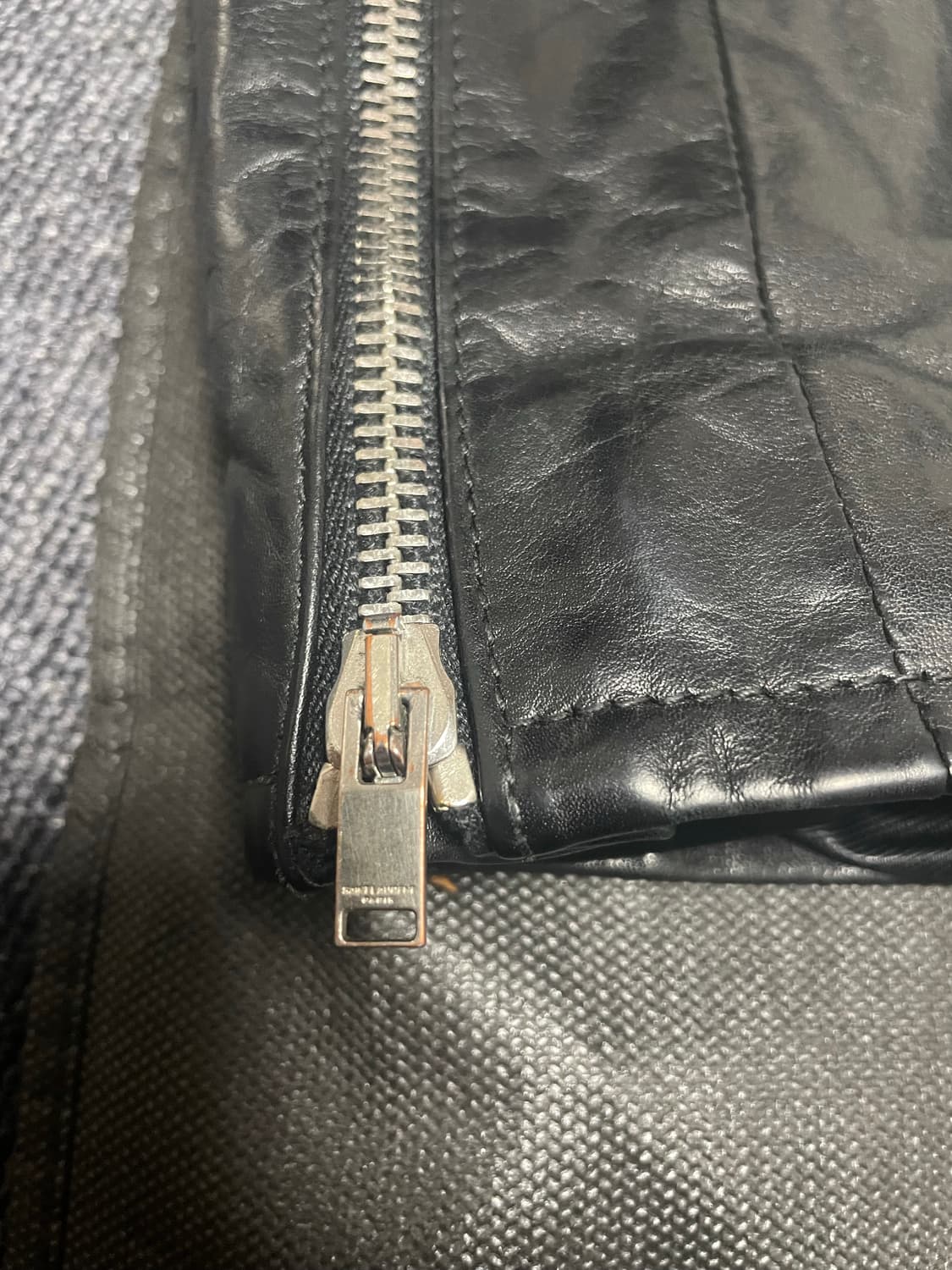 생로랑 레더 레이싱 자켓 상품이미지8