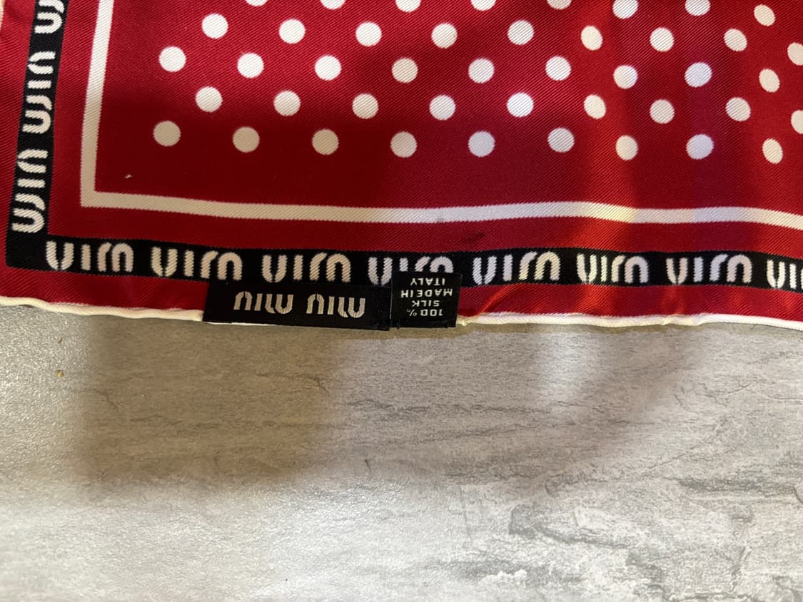 미우미우 도트 실크 스카프(거의새것) 상품이미지8