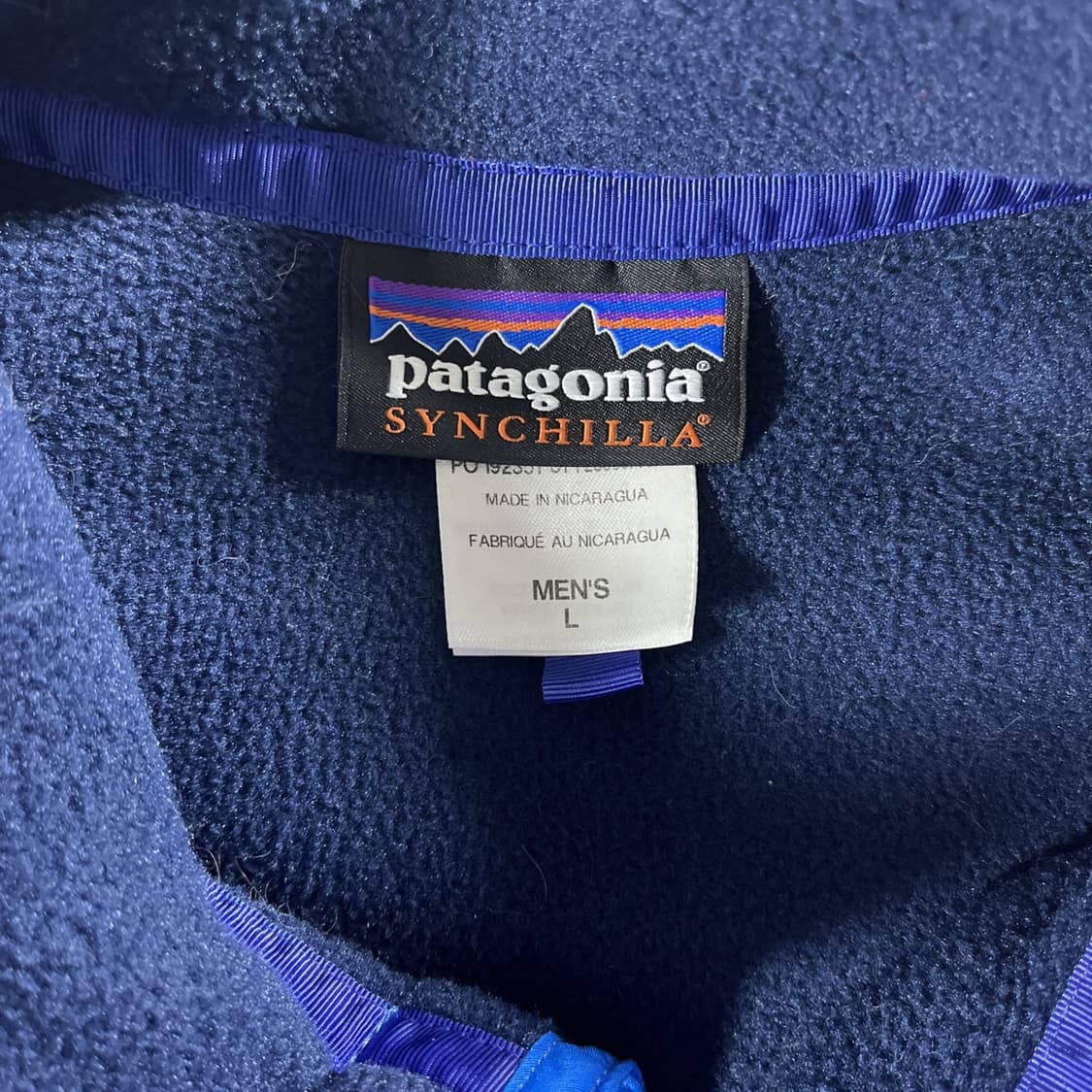 10FW 파타고니아 신칠라 스냅-티 네이비/레드 상품이미지4
