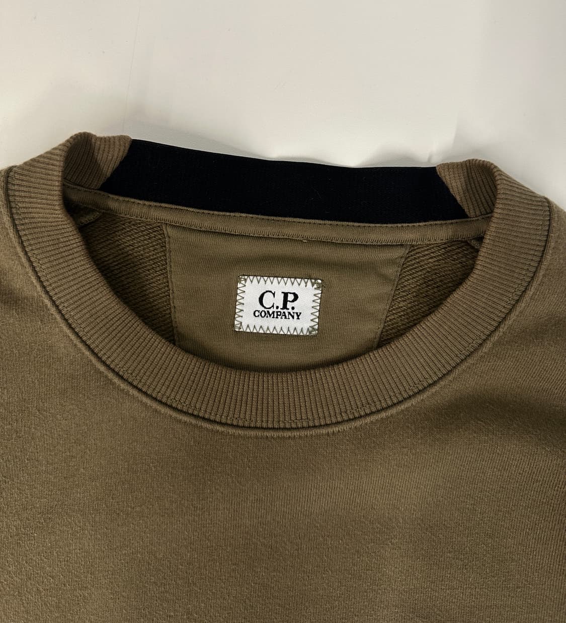 CP컴퍼니 고글와펜 맨투맨 카키브라운(XL) 상품이미지4