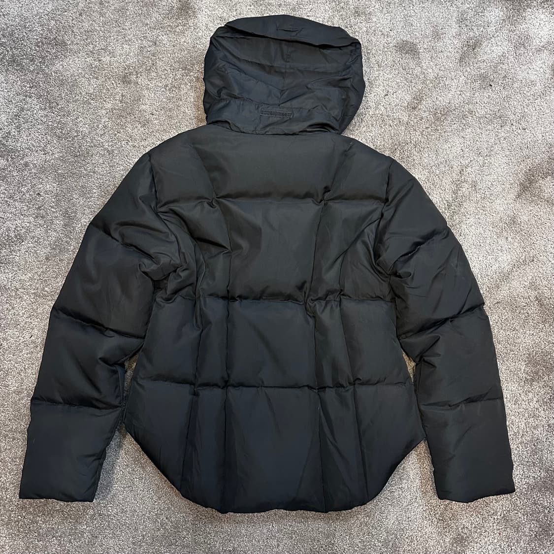 DKNY 퀄팅 블랙 덕다운 숏 푸퍼 자켓M 상품이미지8