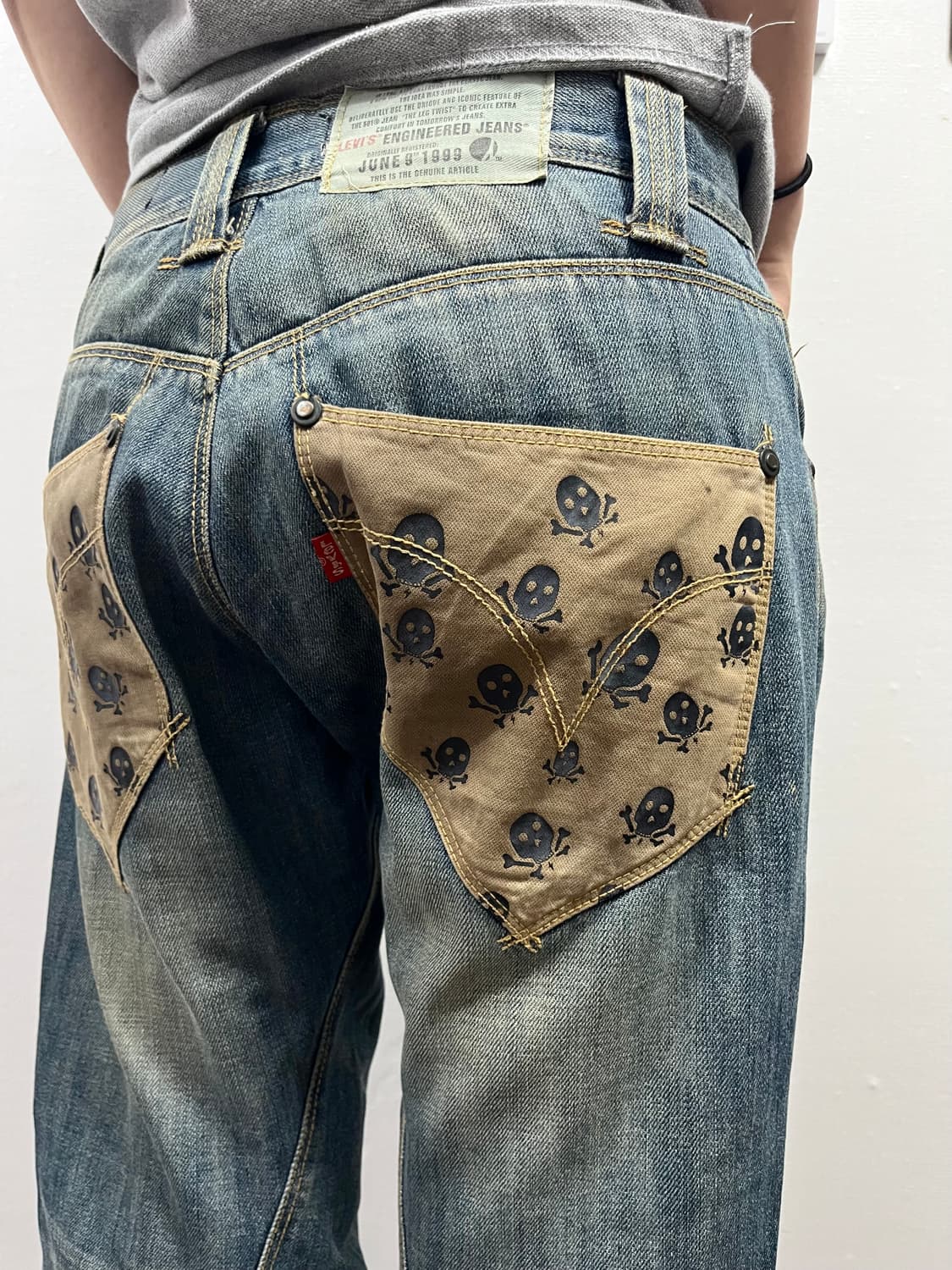 [30] 리바이스 빈티지 엔지니어드 진 상품이미지1