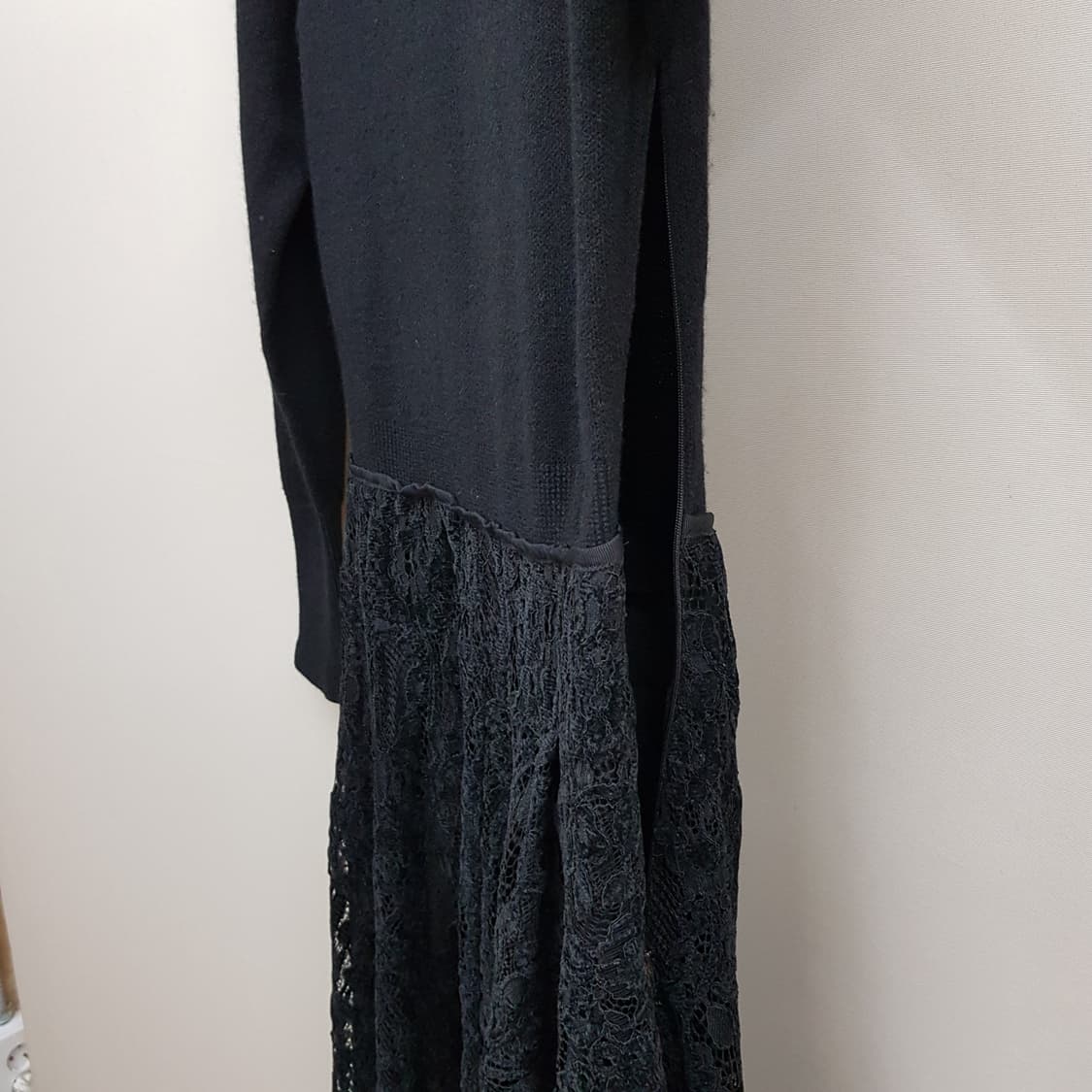 한섬 타임 레이스 배색 캐시미어 롱원피스 F사이즈 (택달린 새제품) 상품이미지5