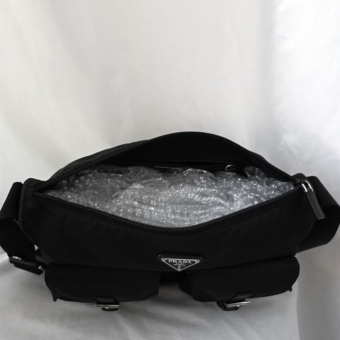 [정품 PRADA] 프라다 투포켓 지퍼 나일론 메신저백 크로스백 라지 상품이미지8