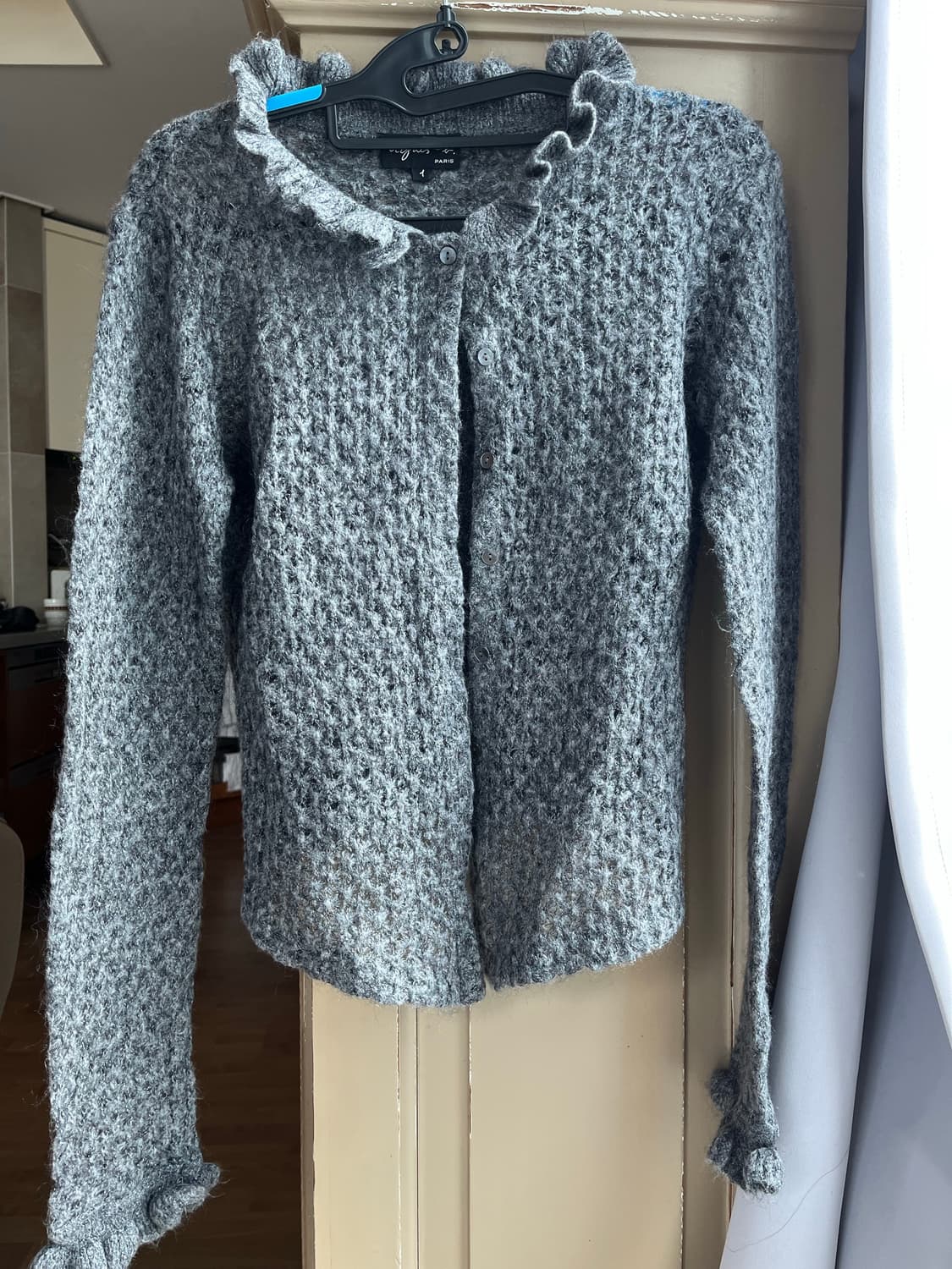 아네스 비 니트탑 상품이미지1