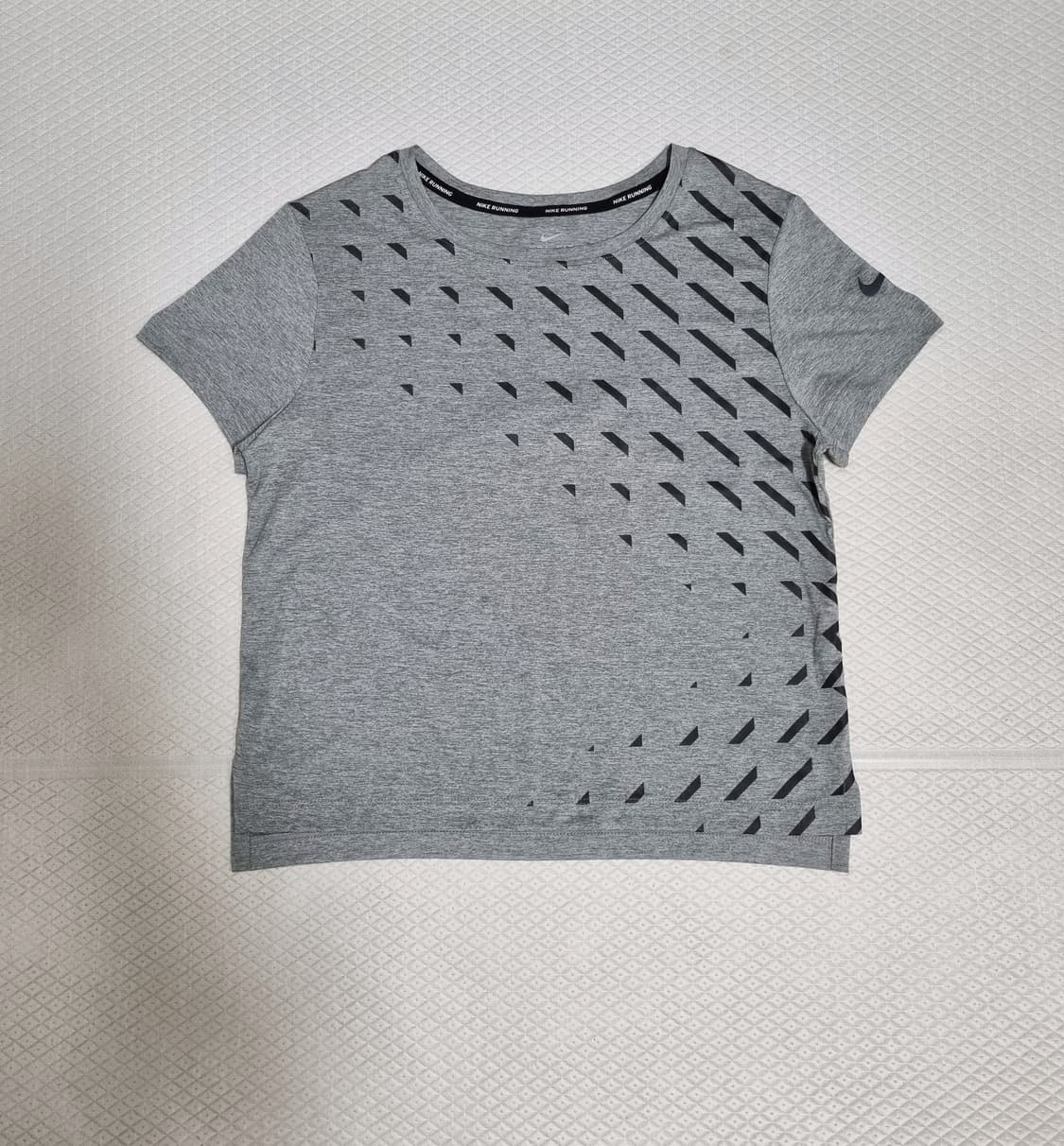 나이키 드라이핏 반팔 티셔츠(S) 상품이미지1