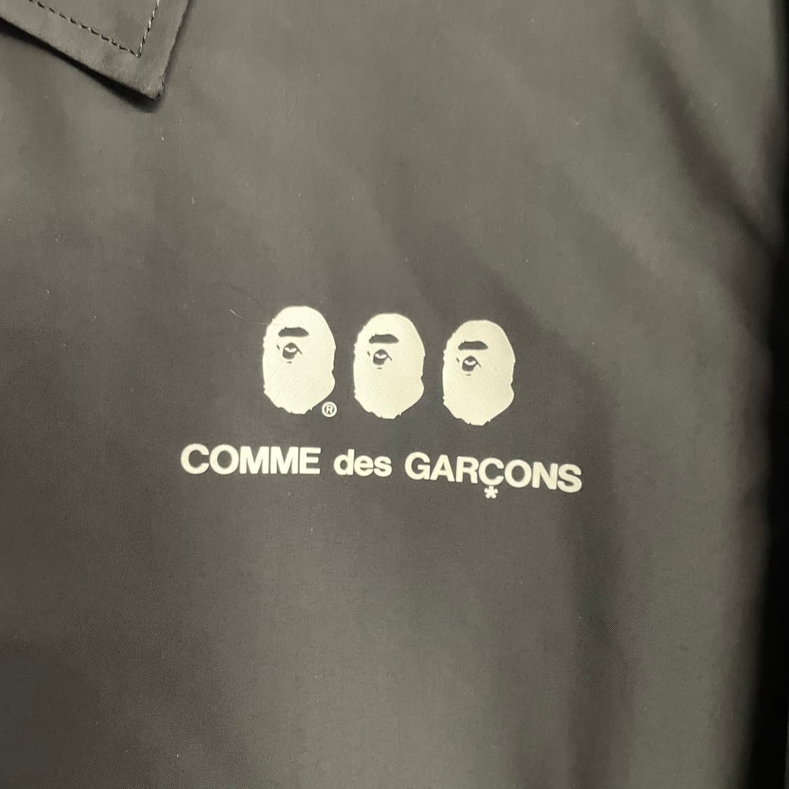 꼼데가르송 x 베이프 코치자켓 상품이미지5
