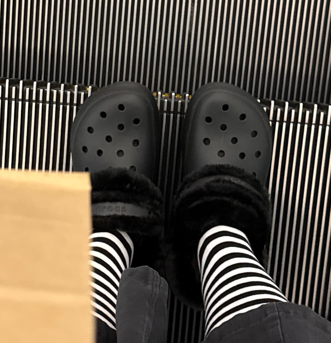 베이 라인드 클로그 크록스 240 (잠깐 1회 착용) 일본 갸루 상품이미지1