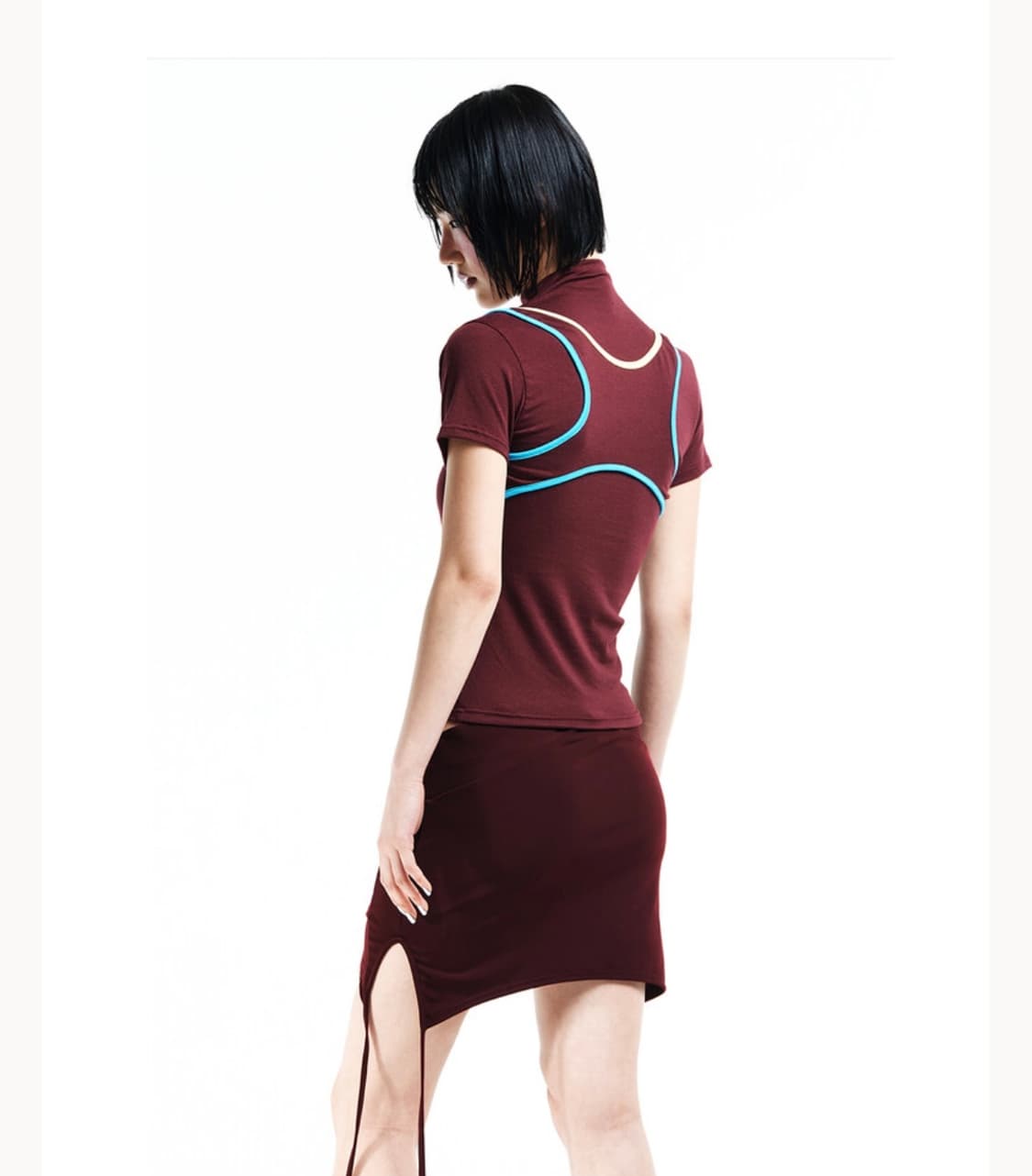COLOR CONTRAST HALFNECK CUTOUT TEE (BURG 상품이미지4