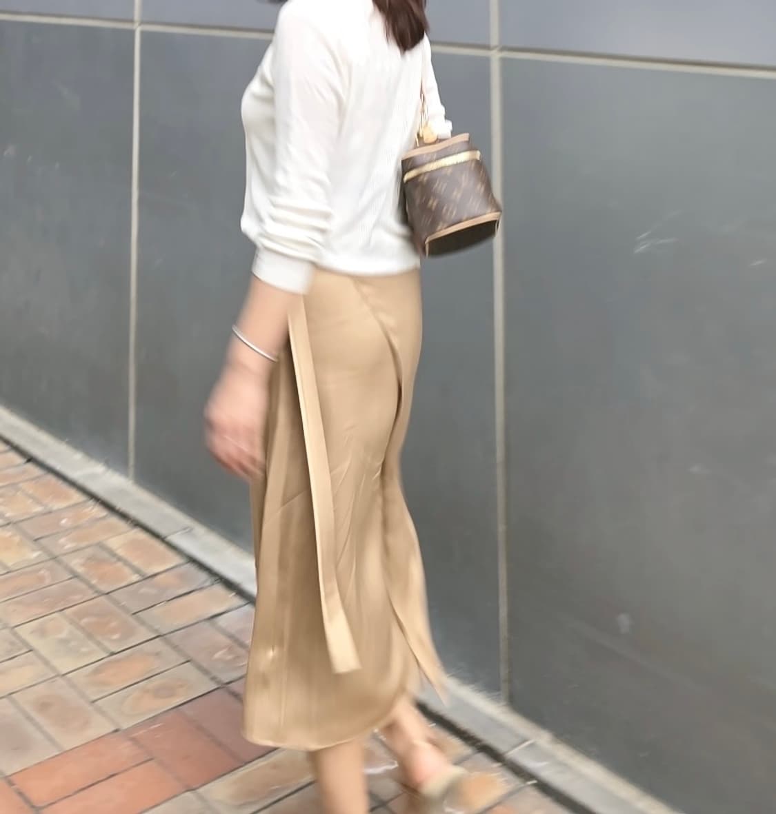 빈스새틴랩스커트 상품이미지4