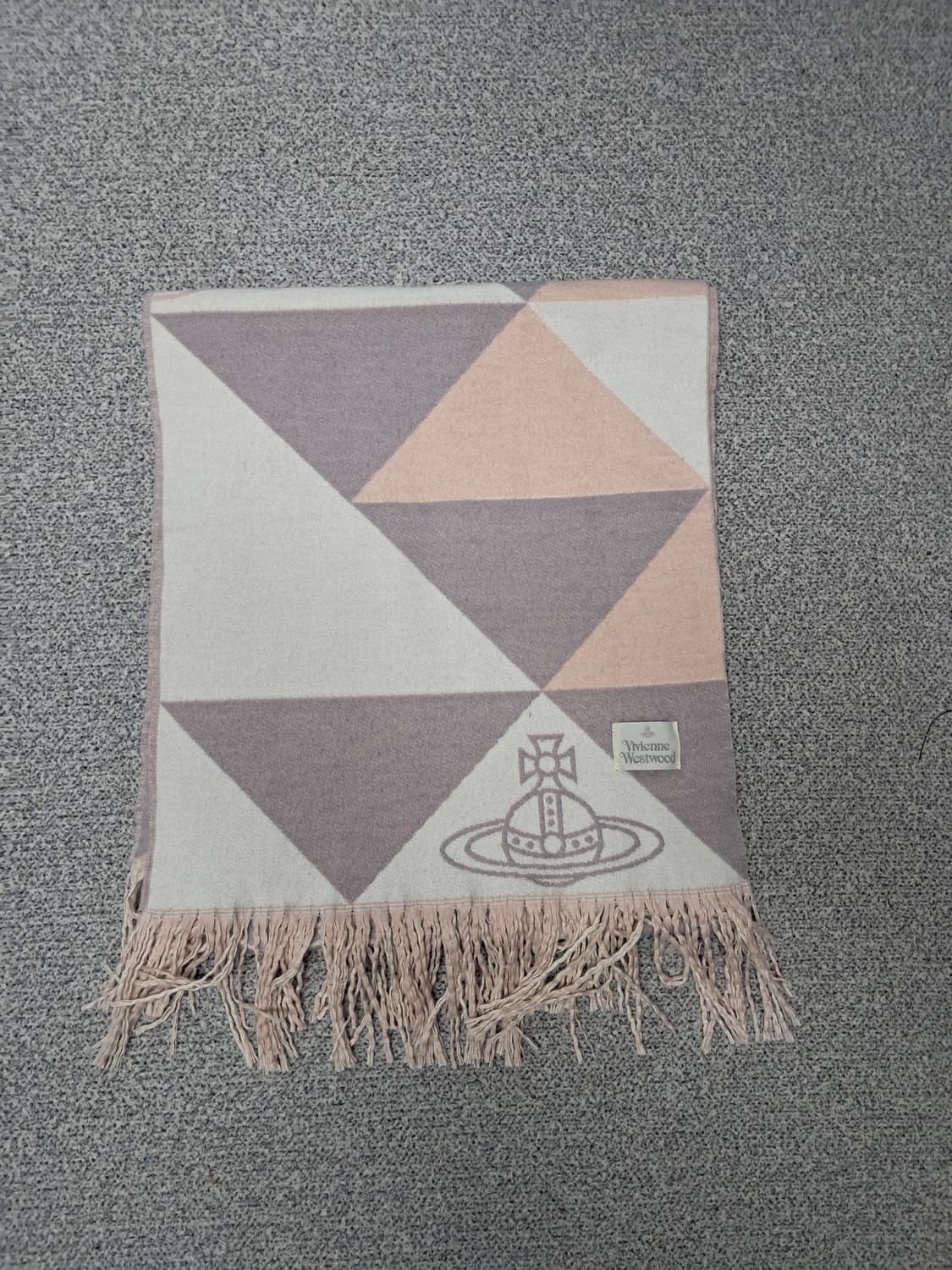 비비안웨스트우드 머플러 상품이미지1