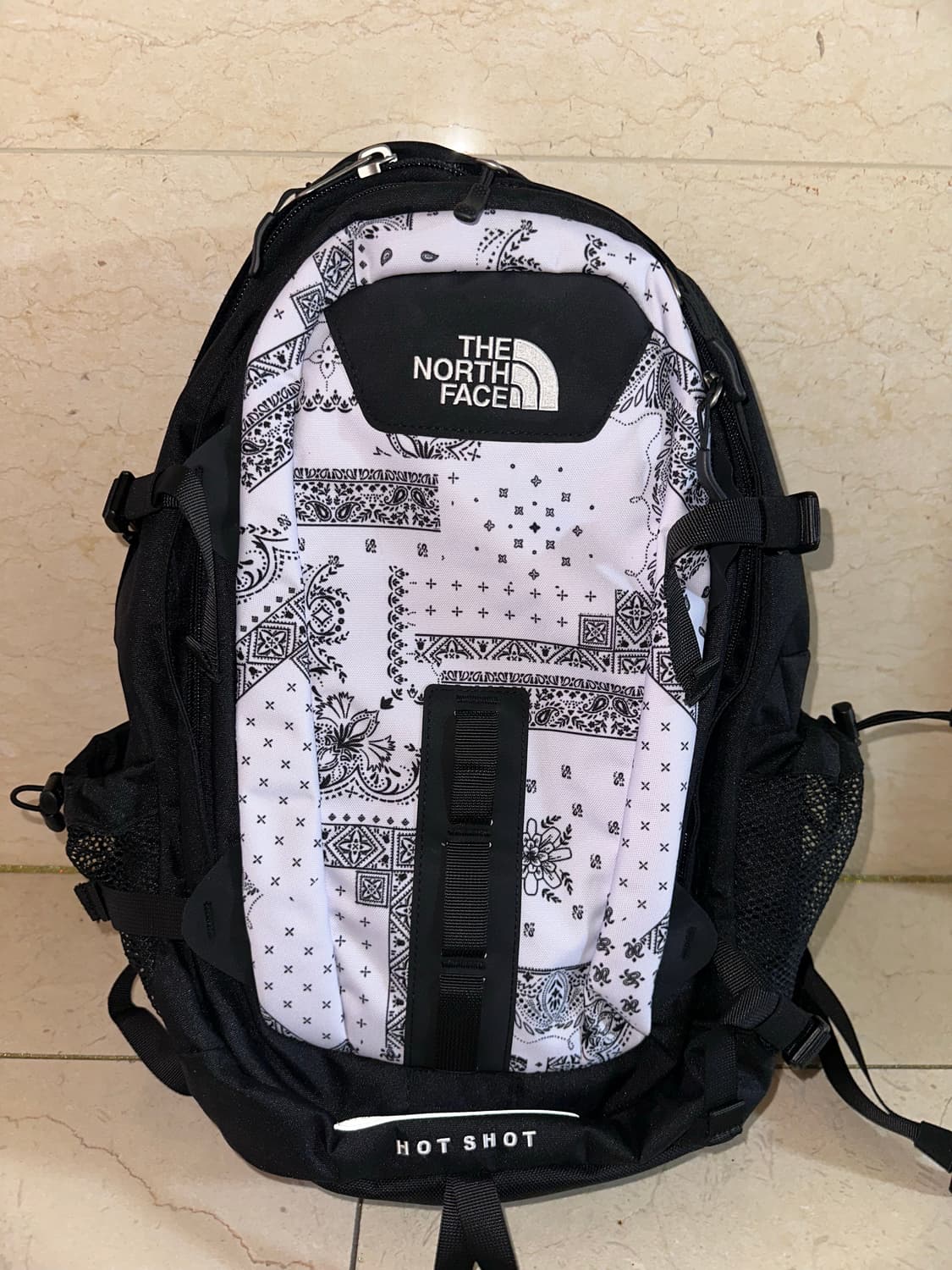 노스페이스 핫샷 반다나 백팩 상품이미지1