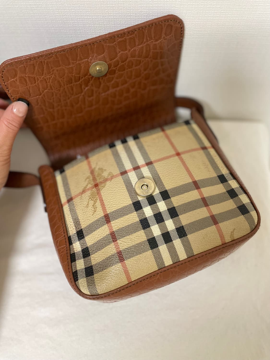 버버리정품 노바체크 미니크로스백 상품이미지8