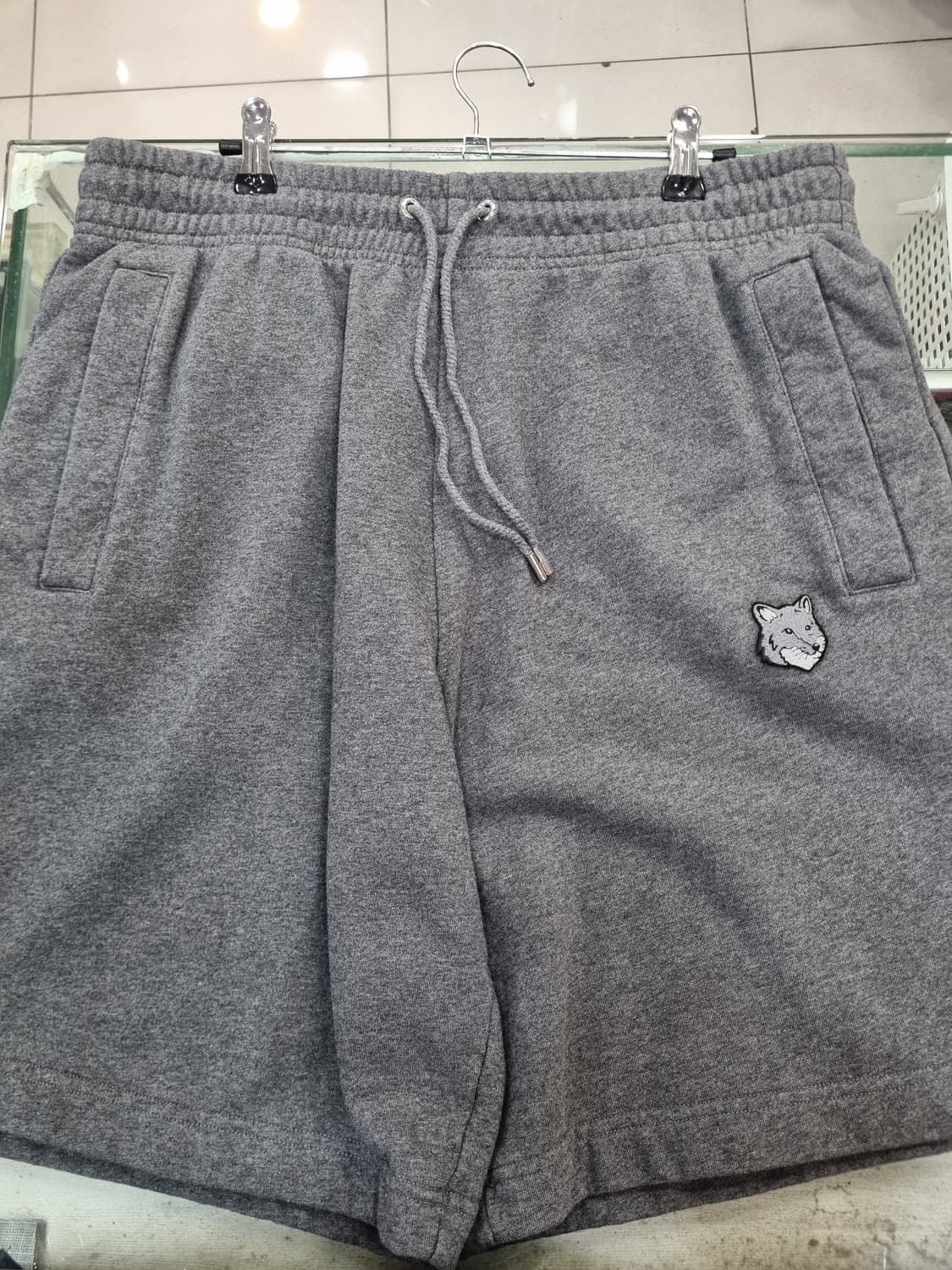 메종키츠네 폭스 헤드 스웻 쇼츠 그레이 M 상품이미지1