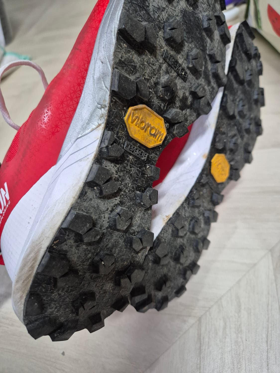 정품 노스페이스 런닝화 상품이미지6