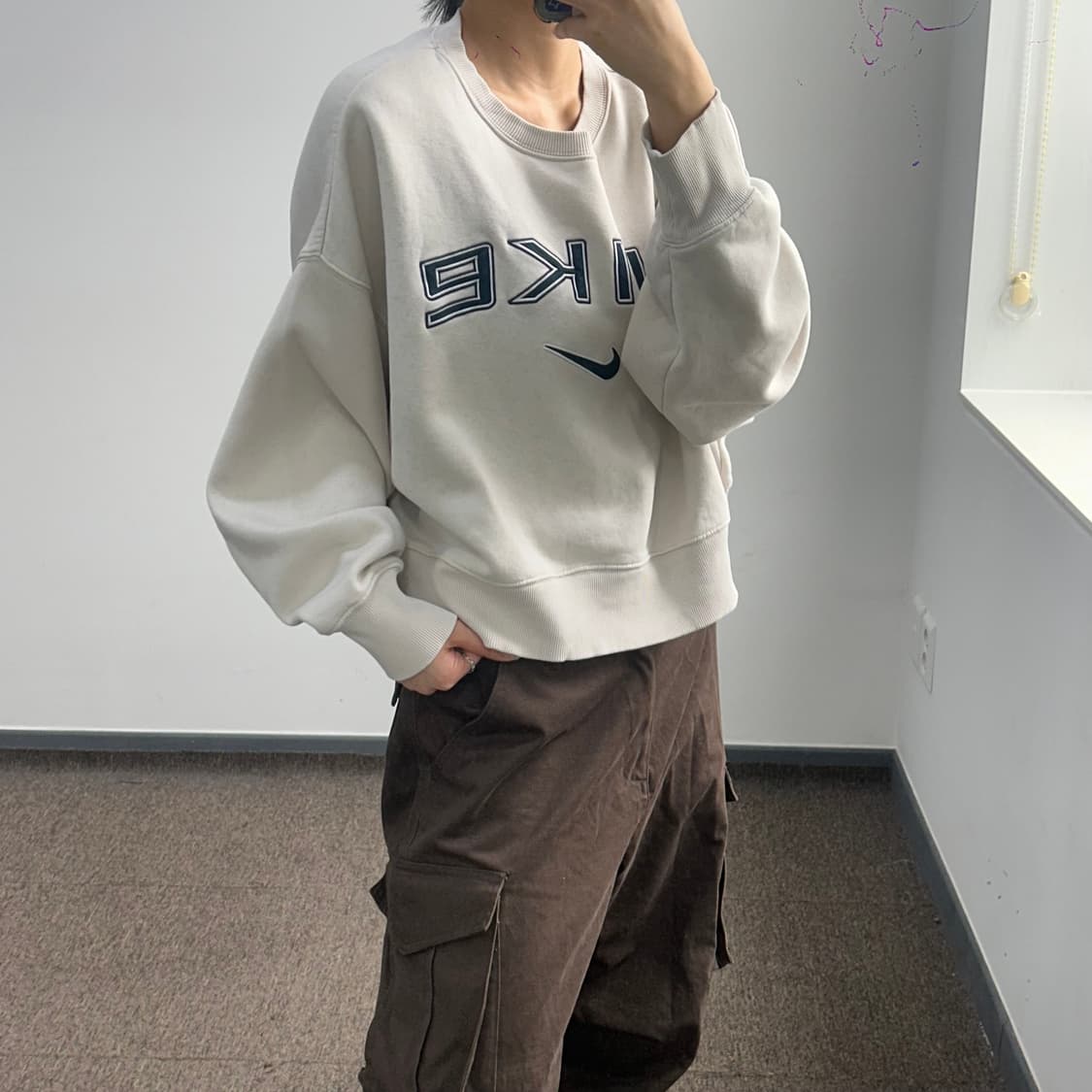 Nike 나이키 네이비 로고 아이보리 맨투맨 상품이미지1