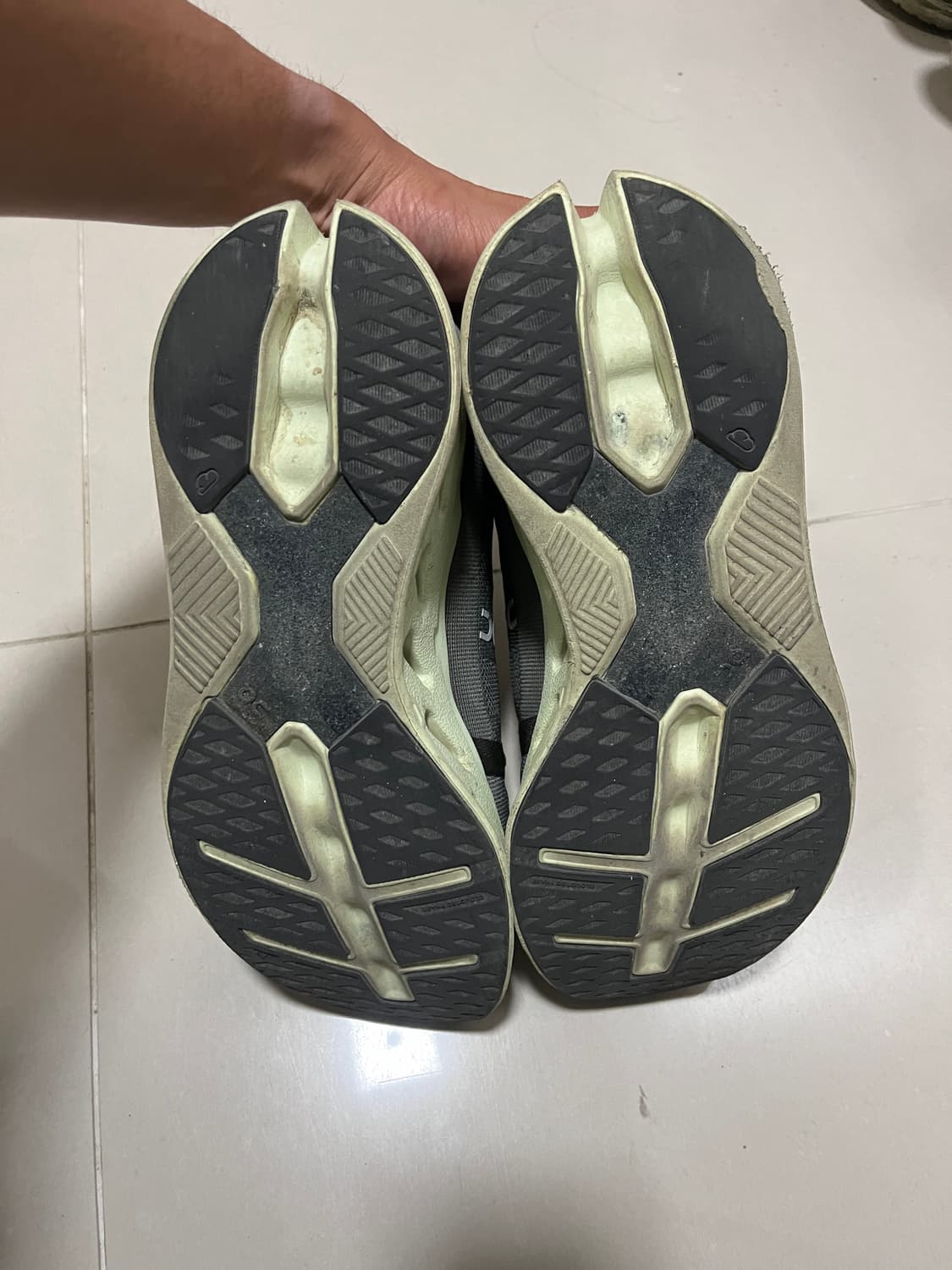 온러닝 클라우드 이클립스 락리마 265 상품이미지6