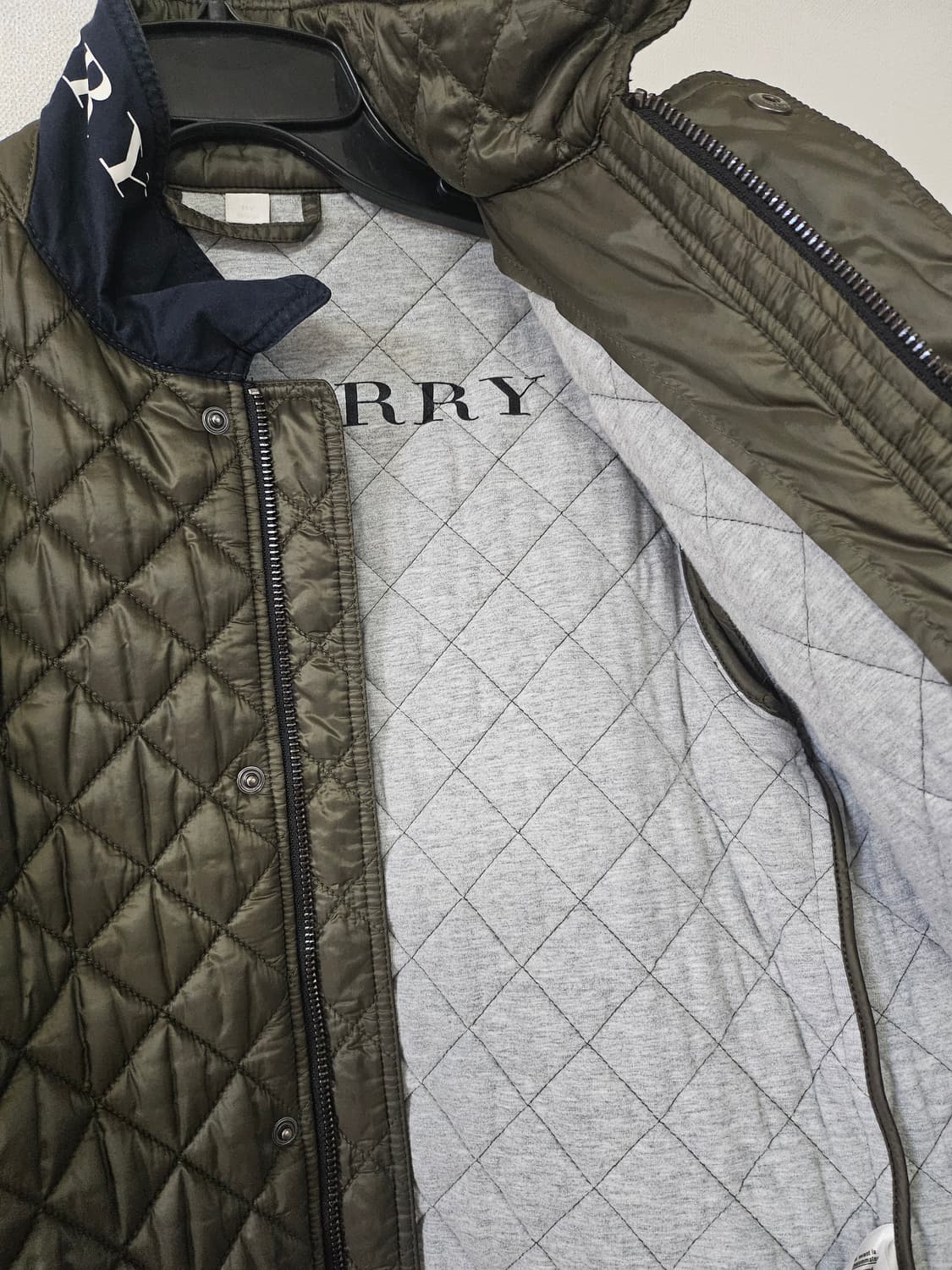 버버리정품 키즈퀼팅 14y 상품이미지8