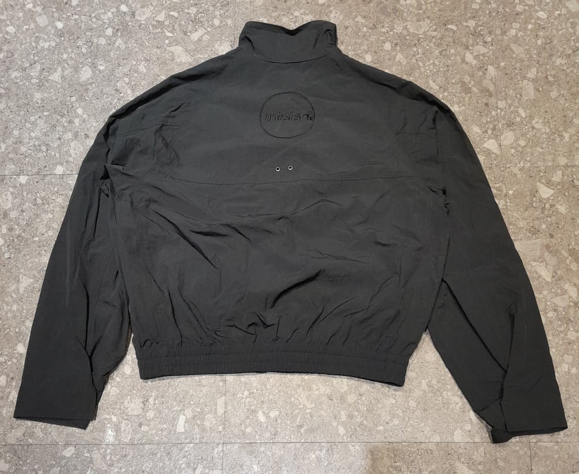 💥디스이즈네버댓 나일론 멀티포켓 바람막이 자켓 (M) 상품이미지2