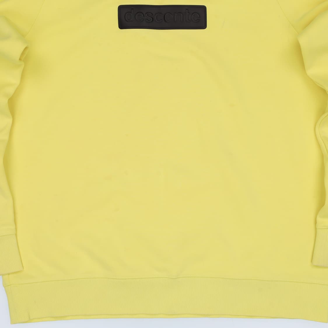 110 데상트 센터로고 크루넥 맨투맨 형광 빅사이즈 4236 상품이미지4