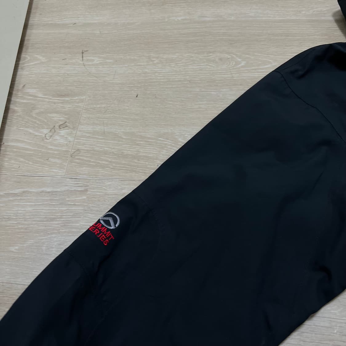 노스페이스 써밋시리즈 고어텍스 바람막이 집업자켓 [블랙] M/95 상품이미지5