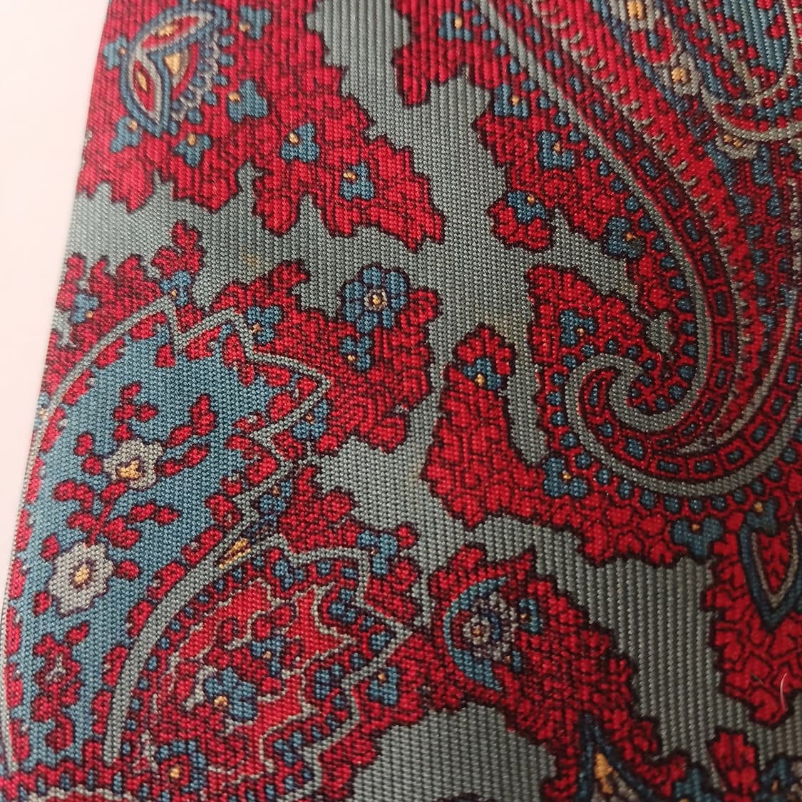 버버리 실크 카키&레드 페이즐리 넥타이 9.1cm A등급 A19360
 상품이미지7