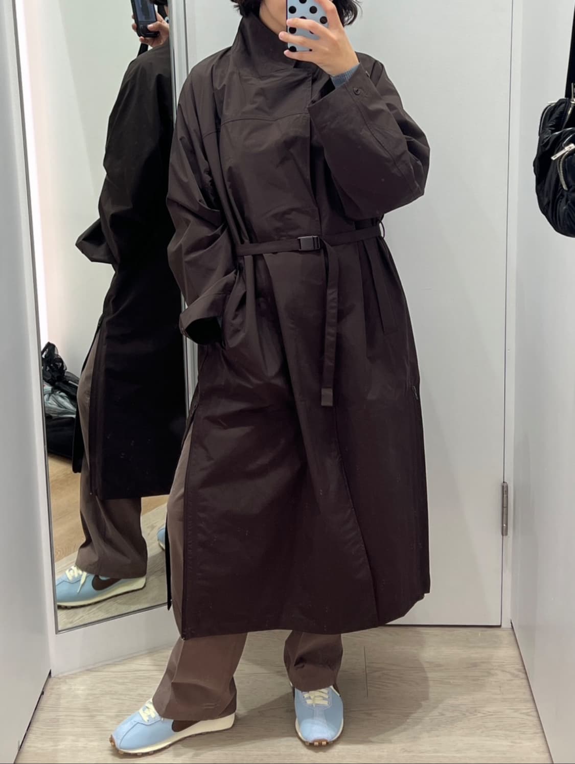 유니클로U 르메르 25FW 싱글 브레스트 롱코트 다크브라운 벨트 후디드 상품이미지1