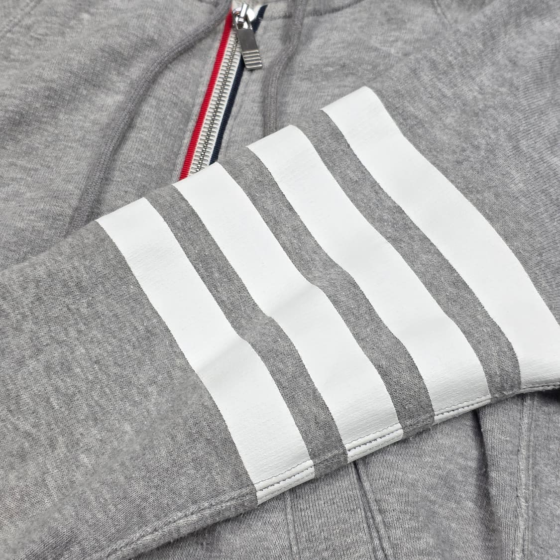 톰브라운 4바 후드집업 그레이 상품이미지3