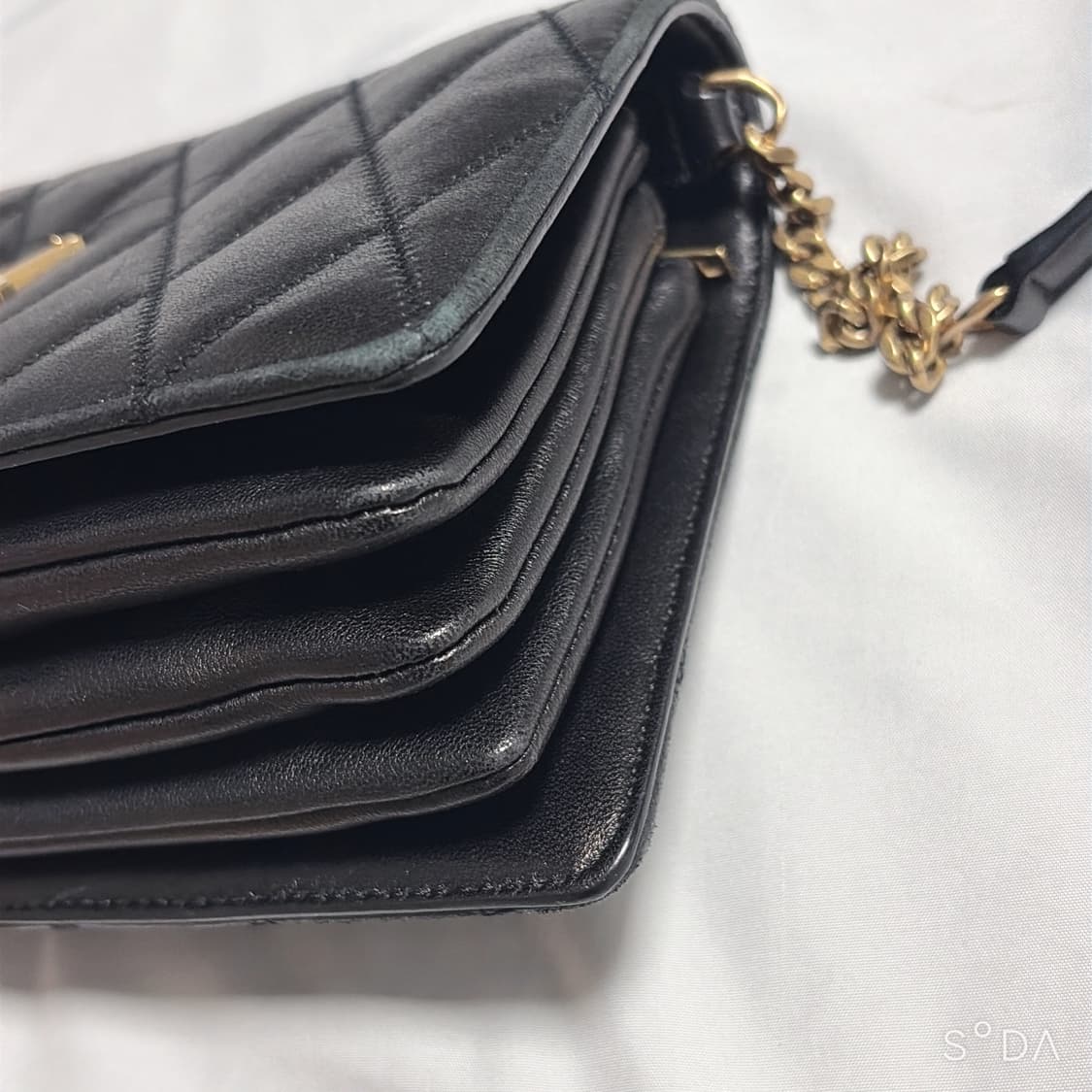 생로랑 블랙 퀼팅 체인 크로스백 상품이미지5