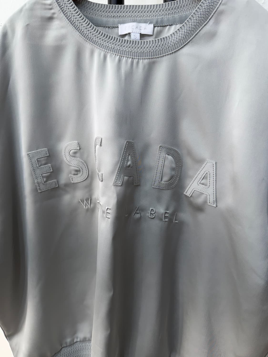 정품) 에스카다 여성 24ss 나일론 로고 맨투맨 S  상품이미지3