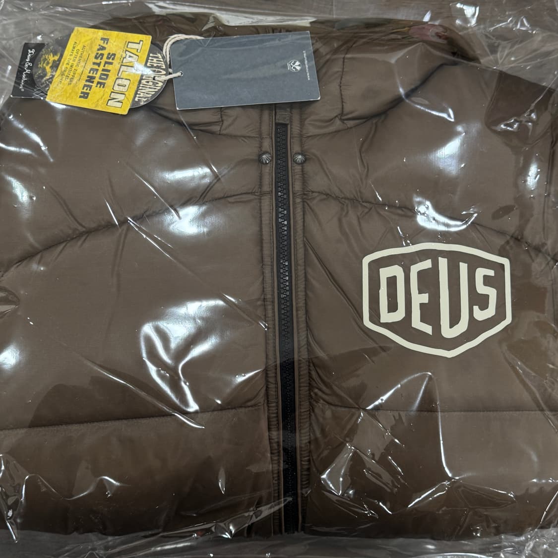 데우스 쉴드 후드 다운 자켓 브라운 상품이미지2