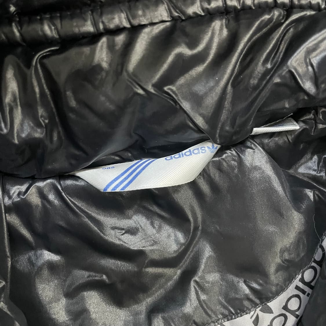 아디다스 오리지널 퀄팅 크롭 경량 패딩 상품이미지5