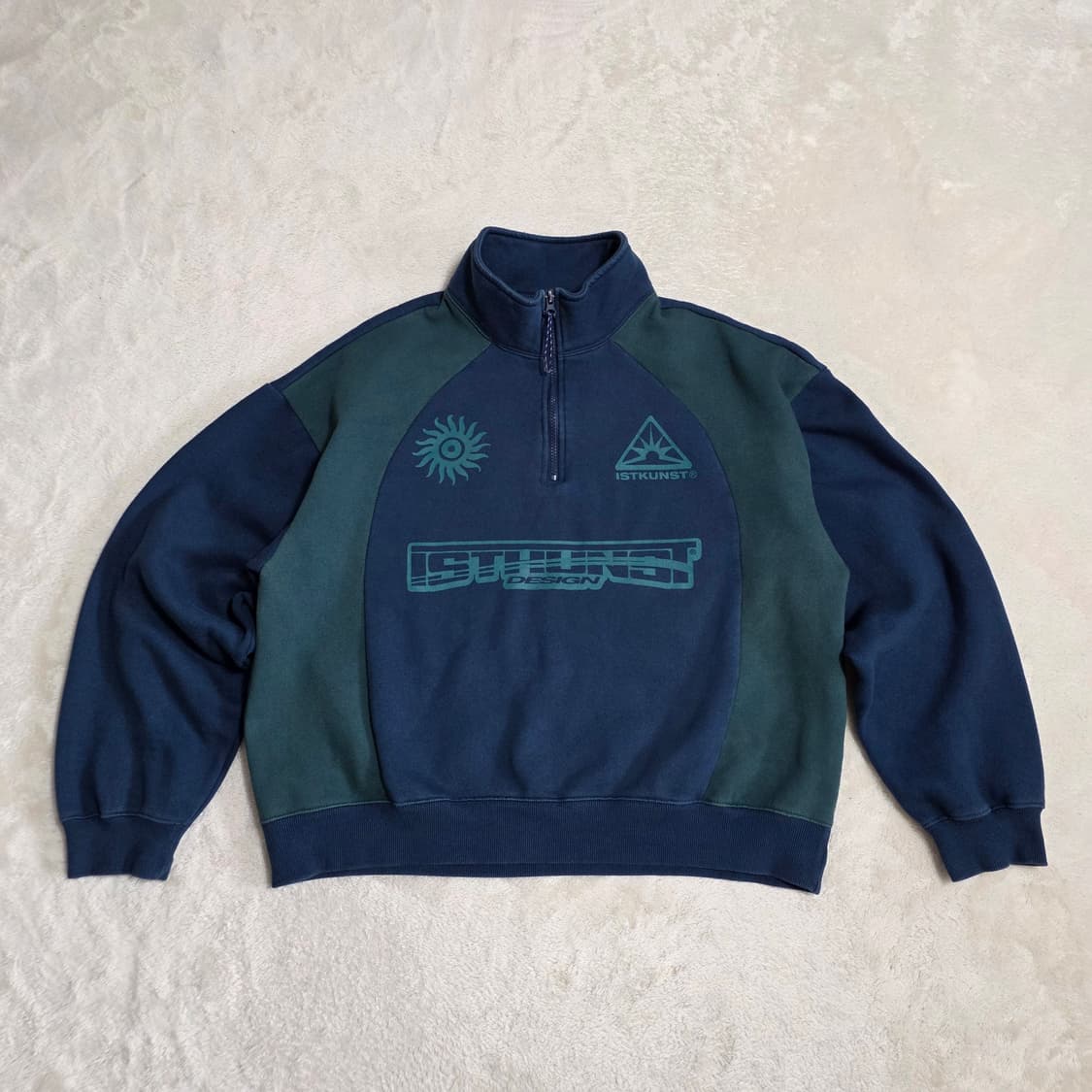 (S)ISTKUNST 이스트쿤스트 하프집업 맨투맨 상품이미지1