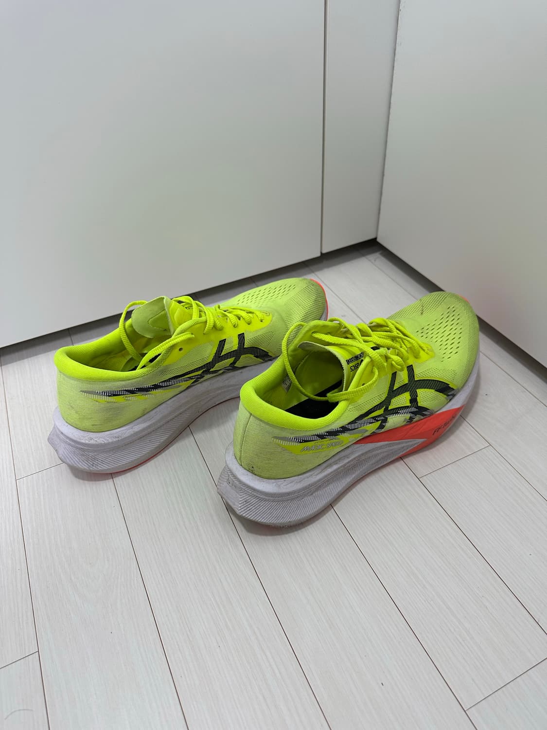 [280] 아식스 매직스피드4 옐로우 블랙 상품이미지3