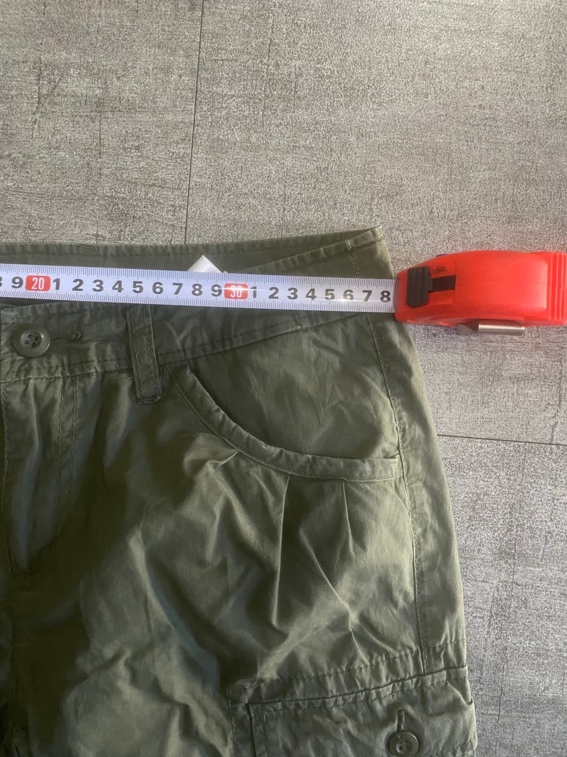 일본빈티지 Uniqlo 유니클로 올드스쿨아메카지스트릿 버뮤다카고팬츠 상품이미지2