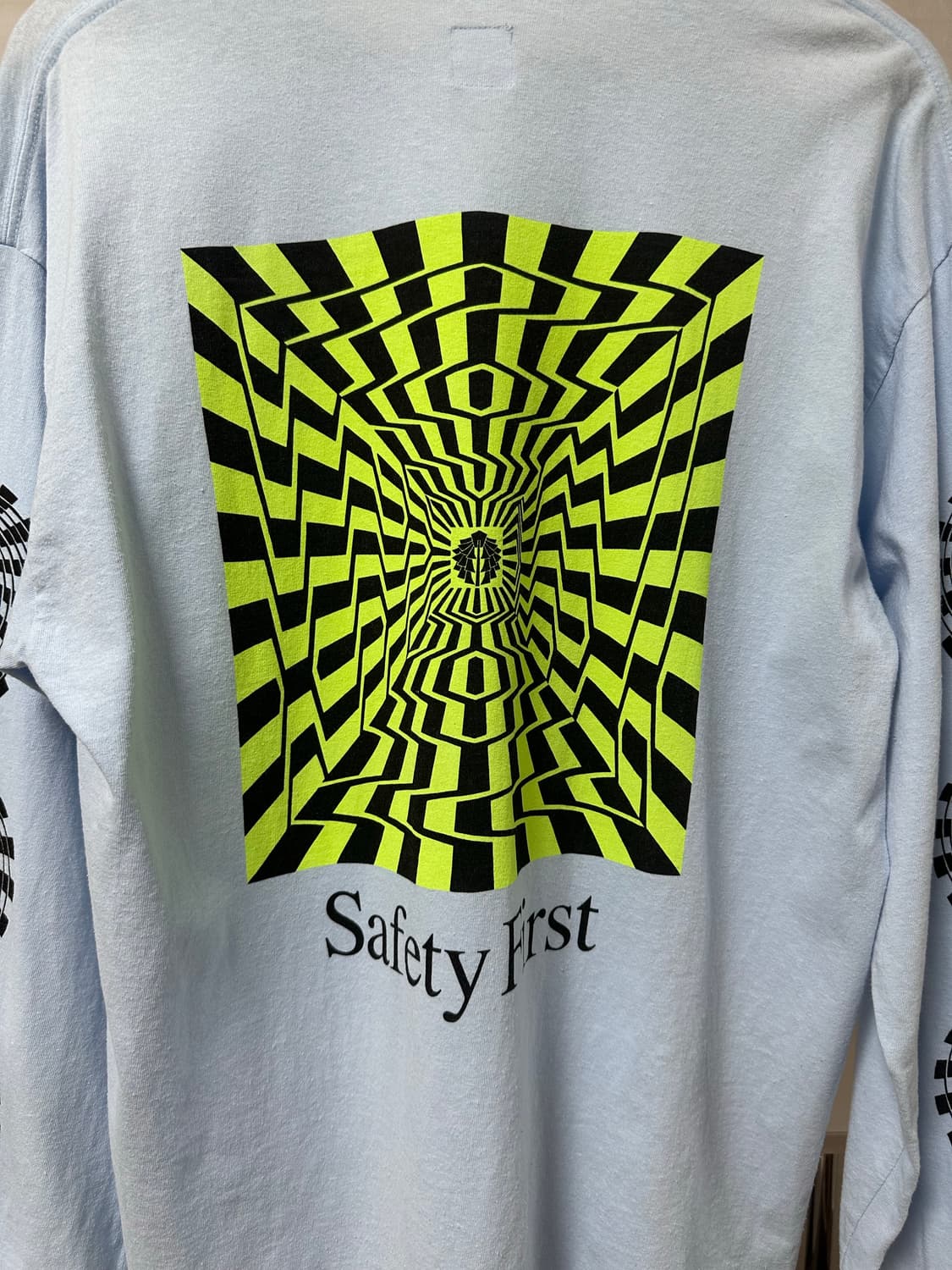 사스콰치패브릭스 Safety First 롱슬리브 티셔츠 상품이미지2
