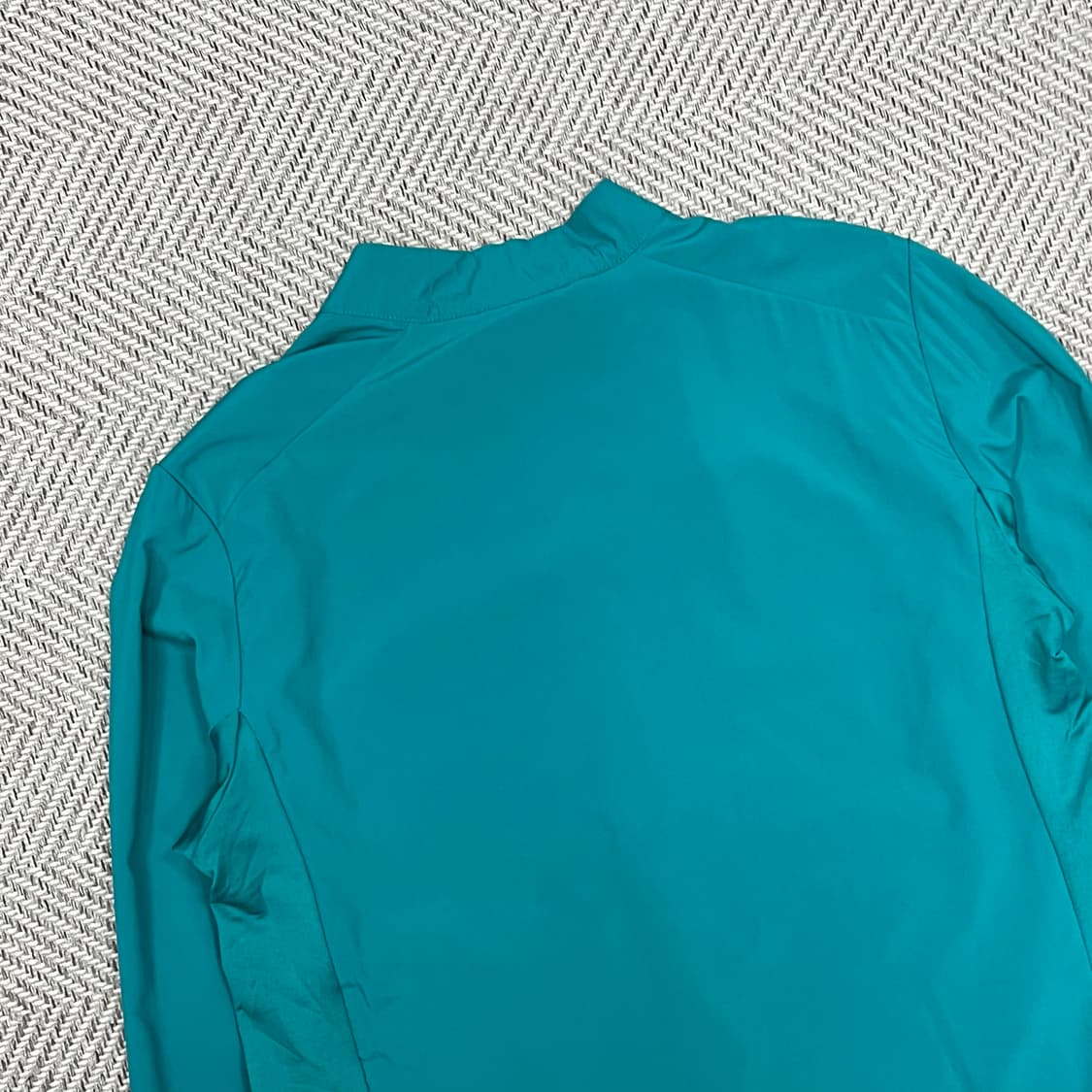 엄브로 아일랜드 바람막이 v0720 상품이미지4