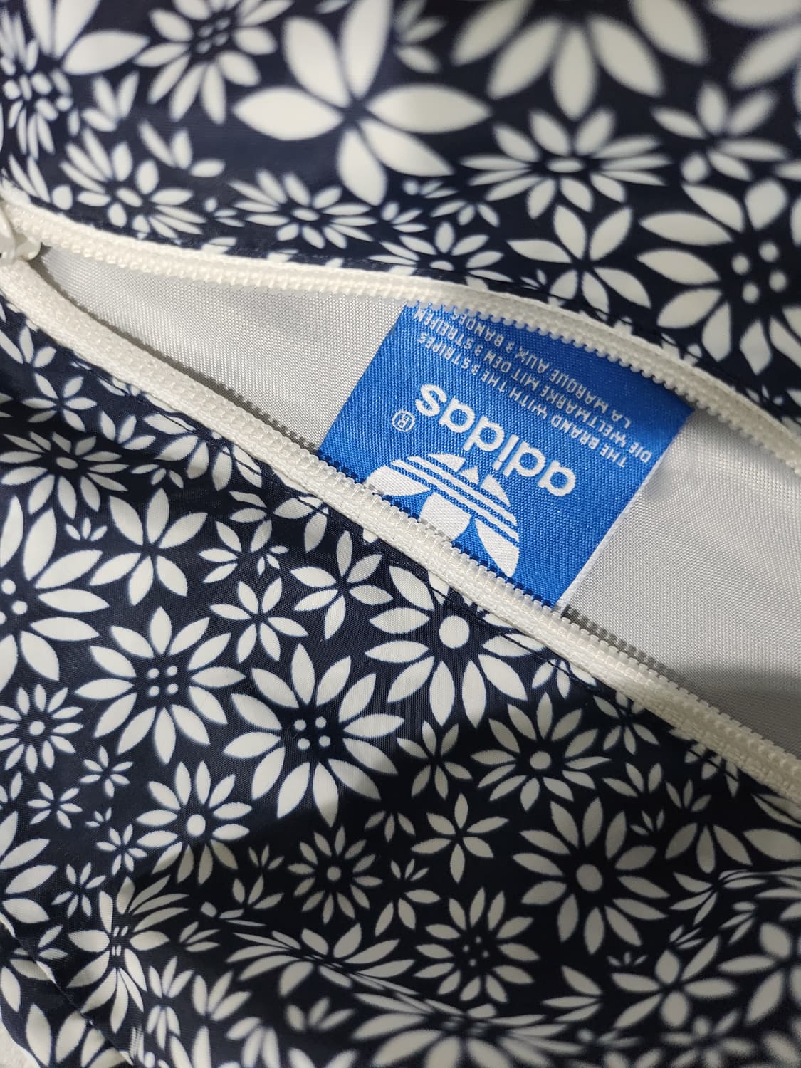 아디다스 양면 리버서블 후드 바람막이 상품이미지8