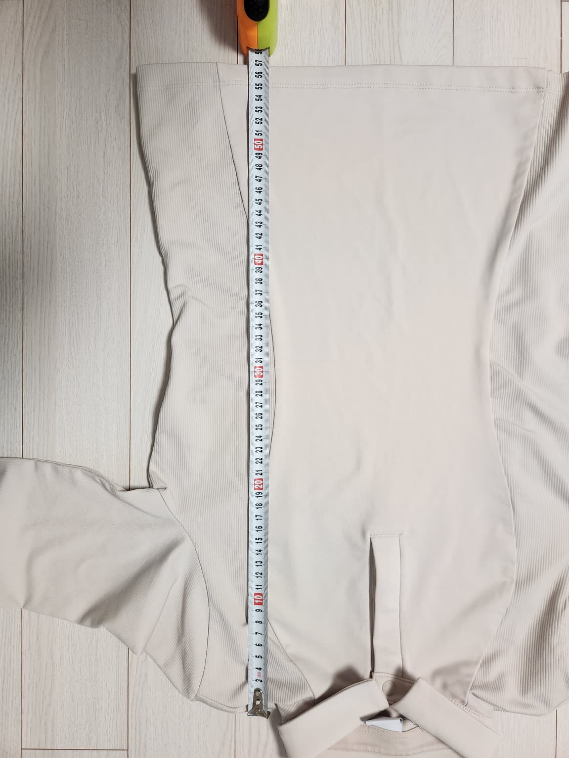 르꼬끄 여성 긴팔 카라 티셔츠 사이즈s

오염 하자없이 깨끗해요^^ 상품이미지6