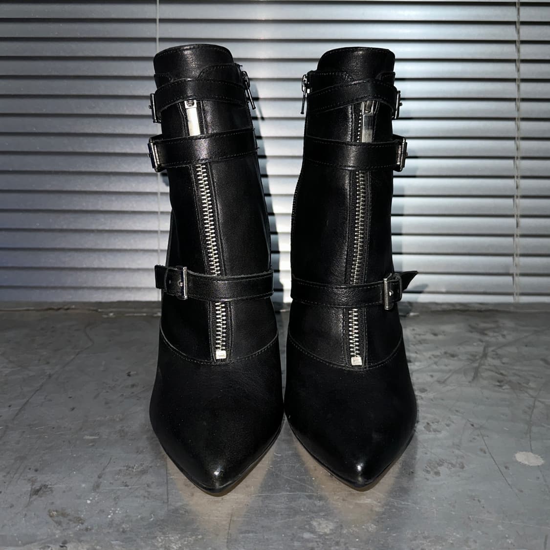 00s 게스 가죽 모토 하네스 포인트 부츠 상품이미지4