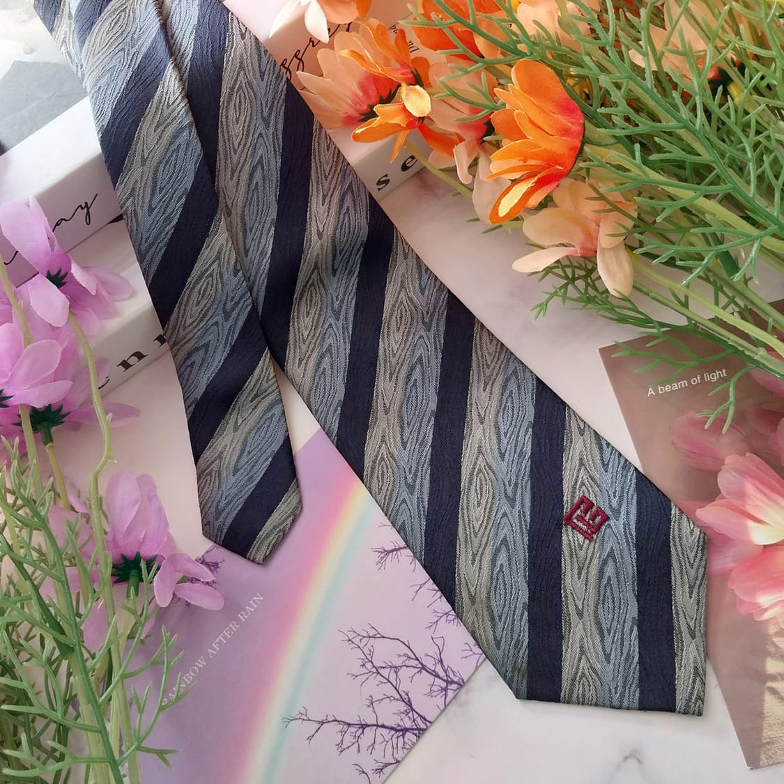 발망 실크 네이비 스트라이프 넥타이 8.1cm A~B등급  K1408
 상품이미지3