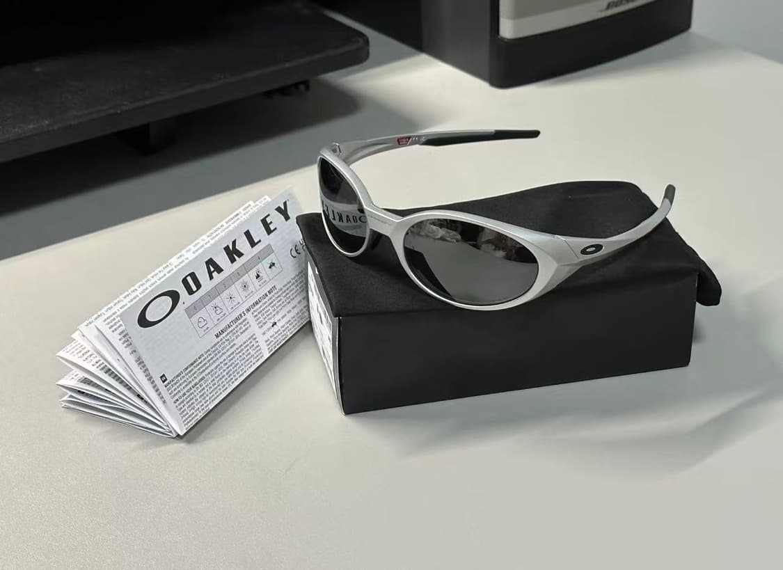 오클리 아이 자켓 리덕스 실버 프레임 프리즘 블랙 폴러라이즈드 렌즈 하이 상품이미지6