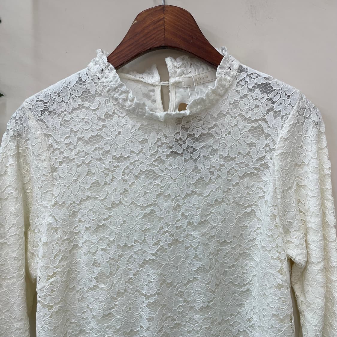 히메갸루 엔젤 아이보리 플라워 레이스 하이넥 블라우스 상품이미지2