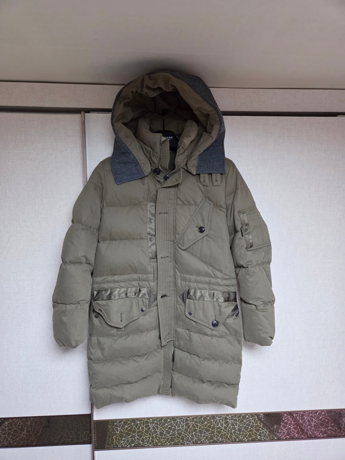 정품]T.I FOR MEN 카키 패딩 95 상품이미지1