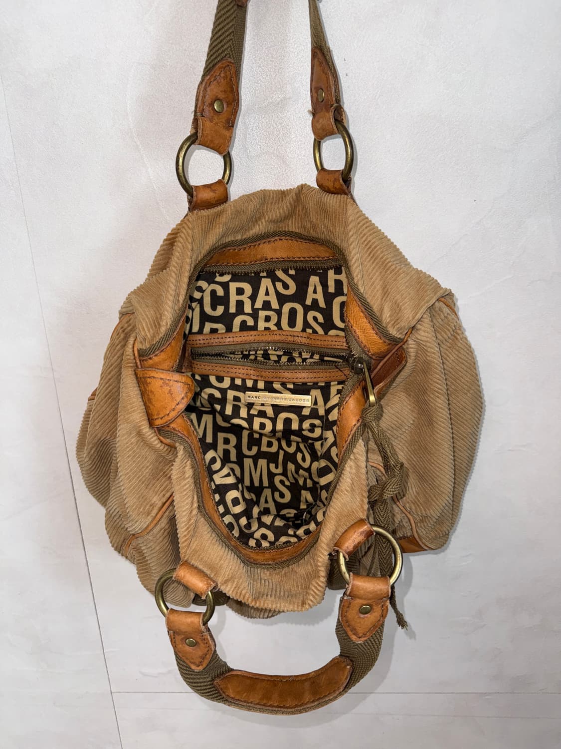 Marc by Marc Jacobs brown corduroy 토트백  상품이미지5