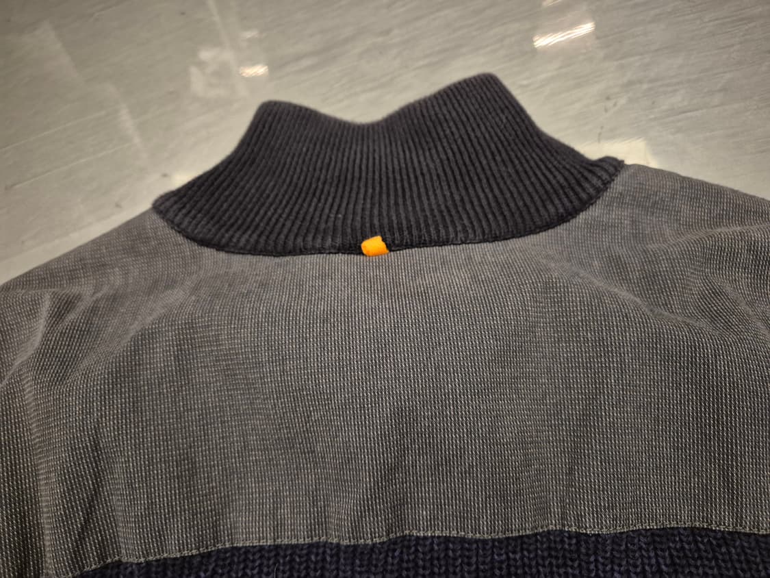 휴고보스쿼터 짚업 니트 상품이미지4