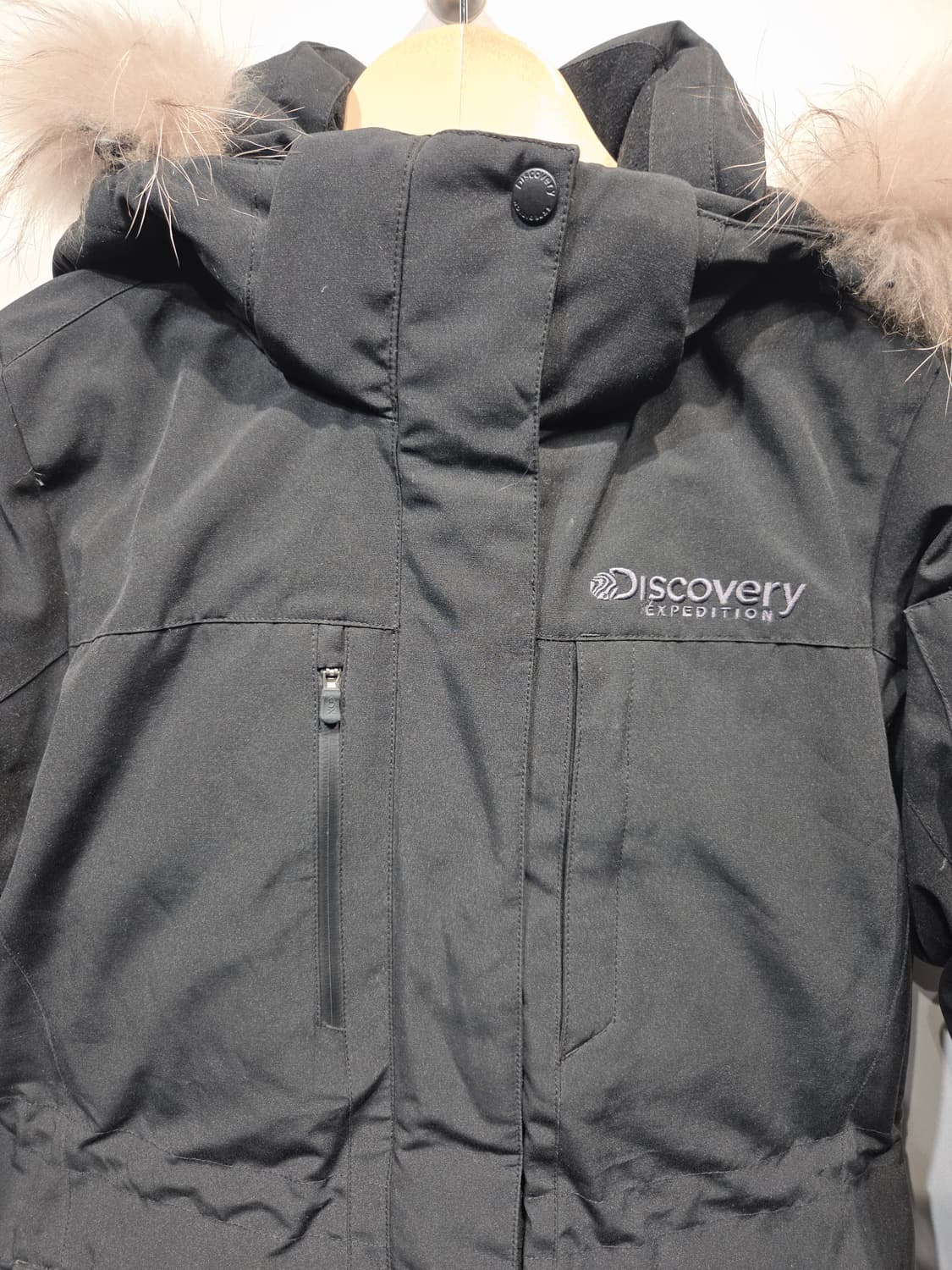 디스커버리 익스페디션 구스다운 패딩 블랙 상품이미지3