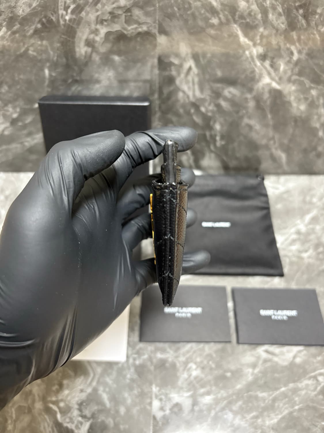 [새상품급] 입생로랑 그랑 드 뿌드르 마틀라세 카드지갑 상품이미지3