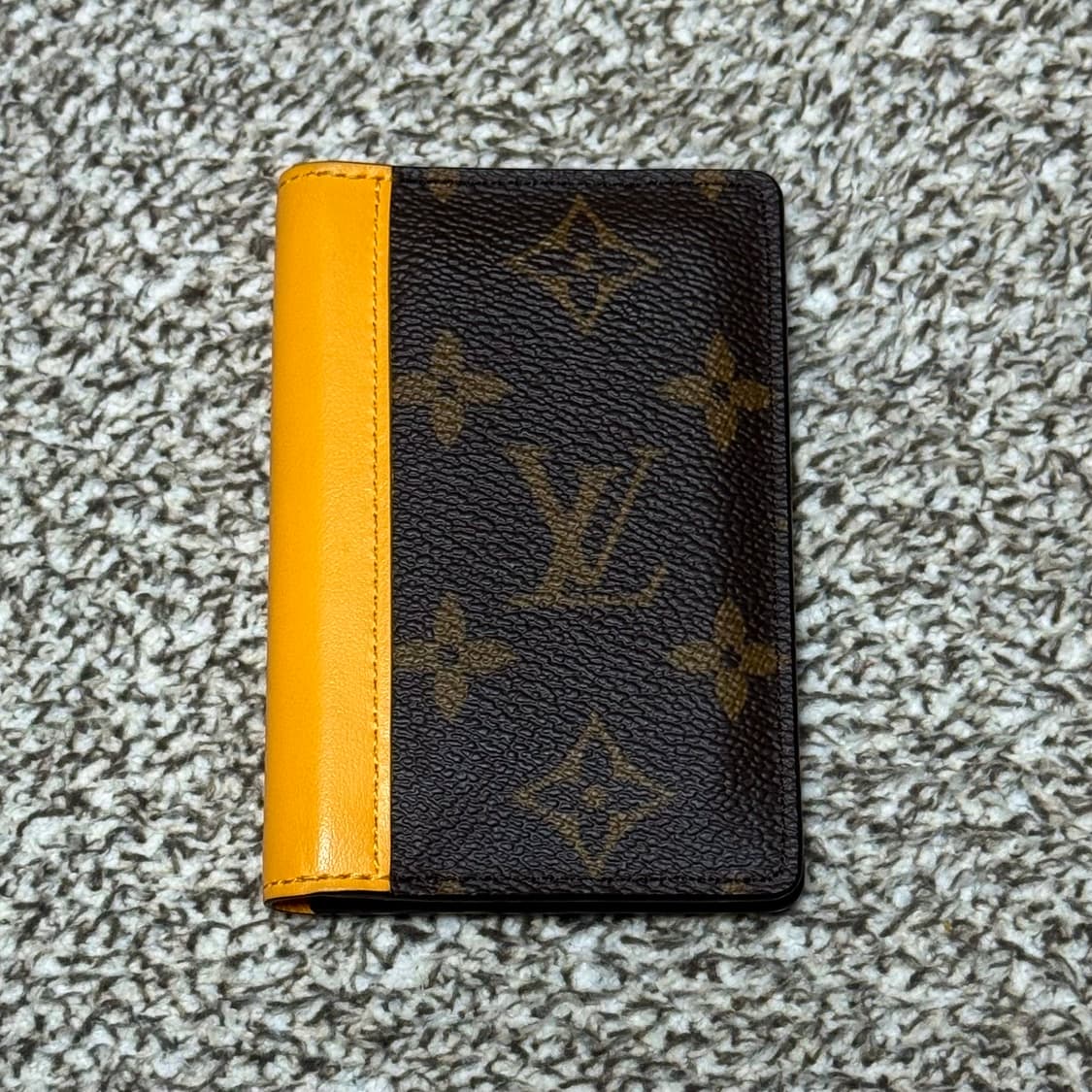 루이비통 오거나이저 컬러마니아 옐로우 카드지갑 상품이미지1